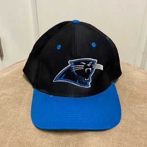Vintage Logo 7 Carolina Panthers hat